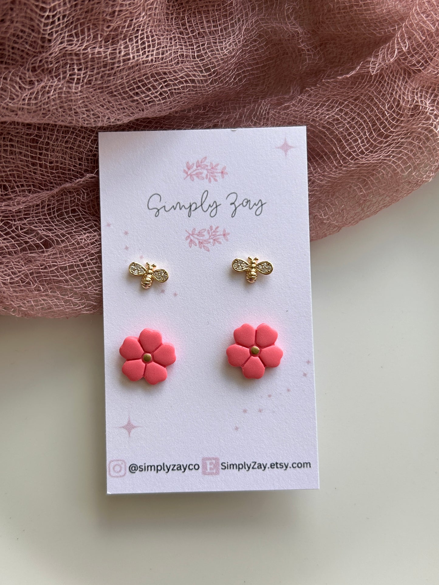 Flower and Bee Stud Set