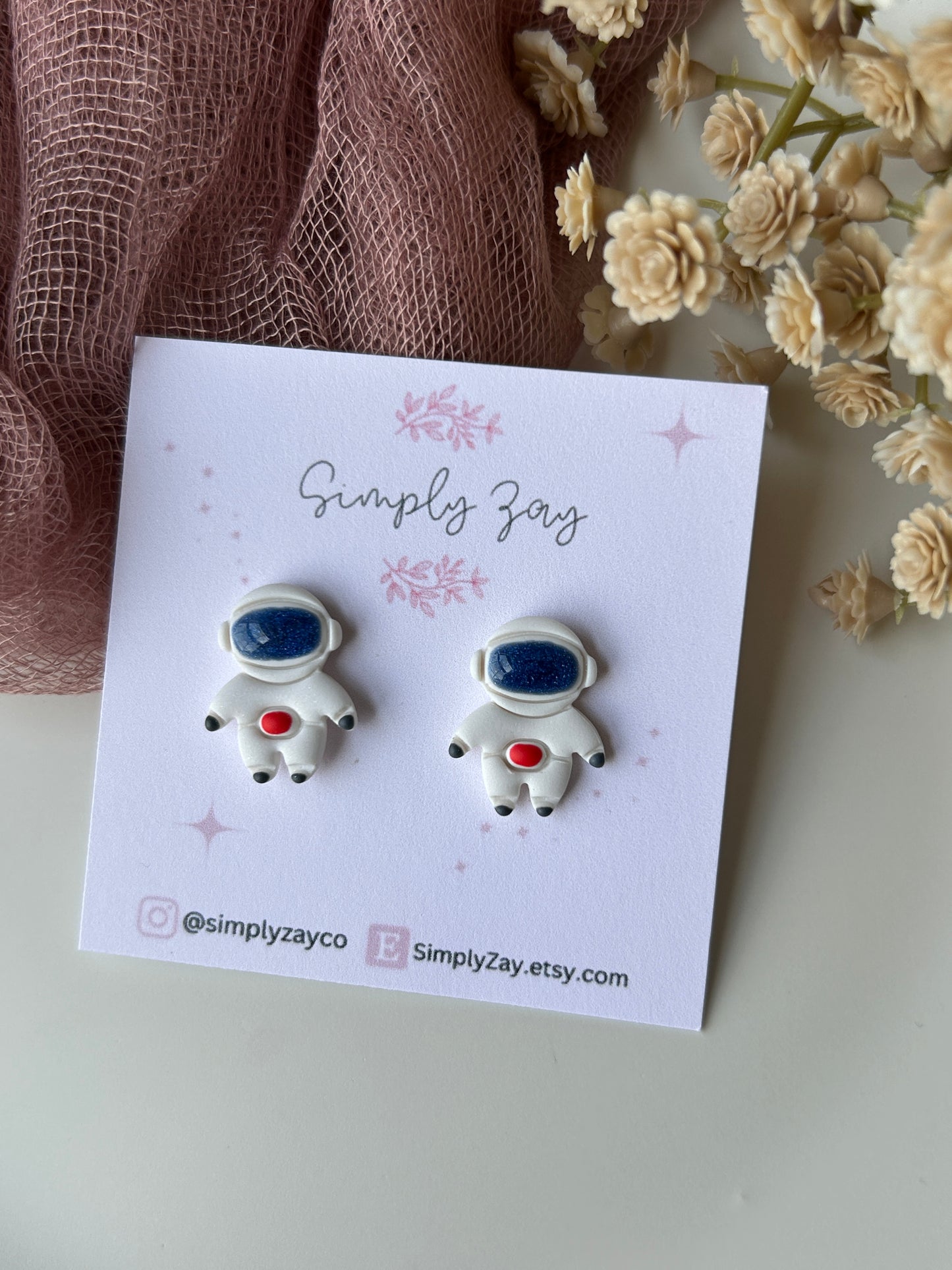 Astronaut Studs
